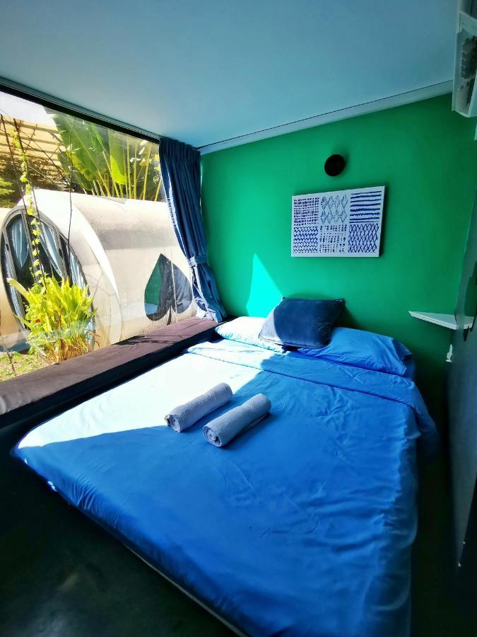 Revolution Siem Reap Albergue Exterior foto